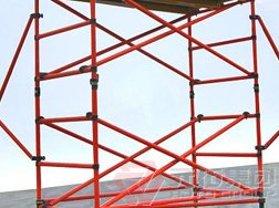 建筑裝修專(zhuān)用移動(dòng)腳手架，安全作用不可忽視